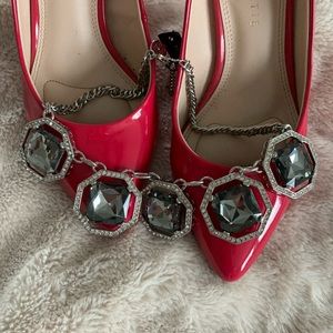 NWT WhiteHouseBlackMarket Gem Necklace